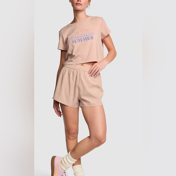 PINK Victoria's Secret Pants - Victoria’s Secret Pink Tech Stretch Running Shorts In Wanna Be Pink-Sz.Medium💗